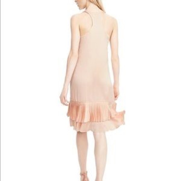 ❤️SOLD on Ⓜ️ Banana Republic blush tiered dress - Picture 3 of 8